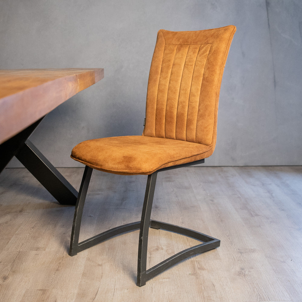 Eetkamerstoel Amara Cognac | Magazijn leegverkoop