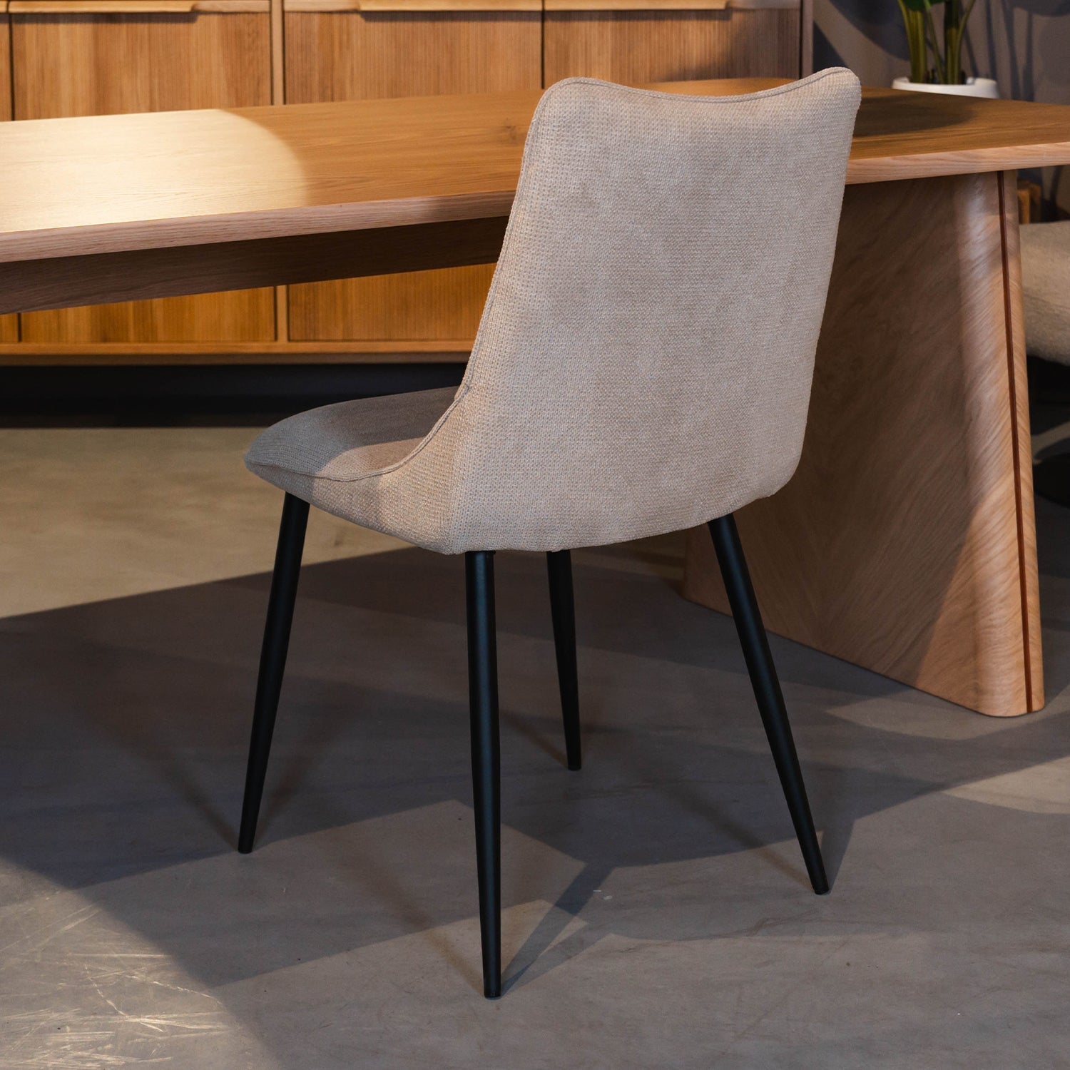 Eetkamerstoel Riv | Naturel Cato | Magazijn leegverkoop