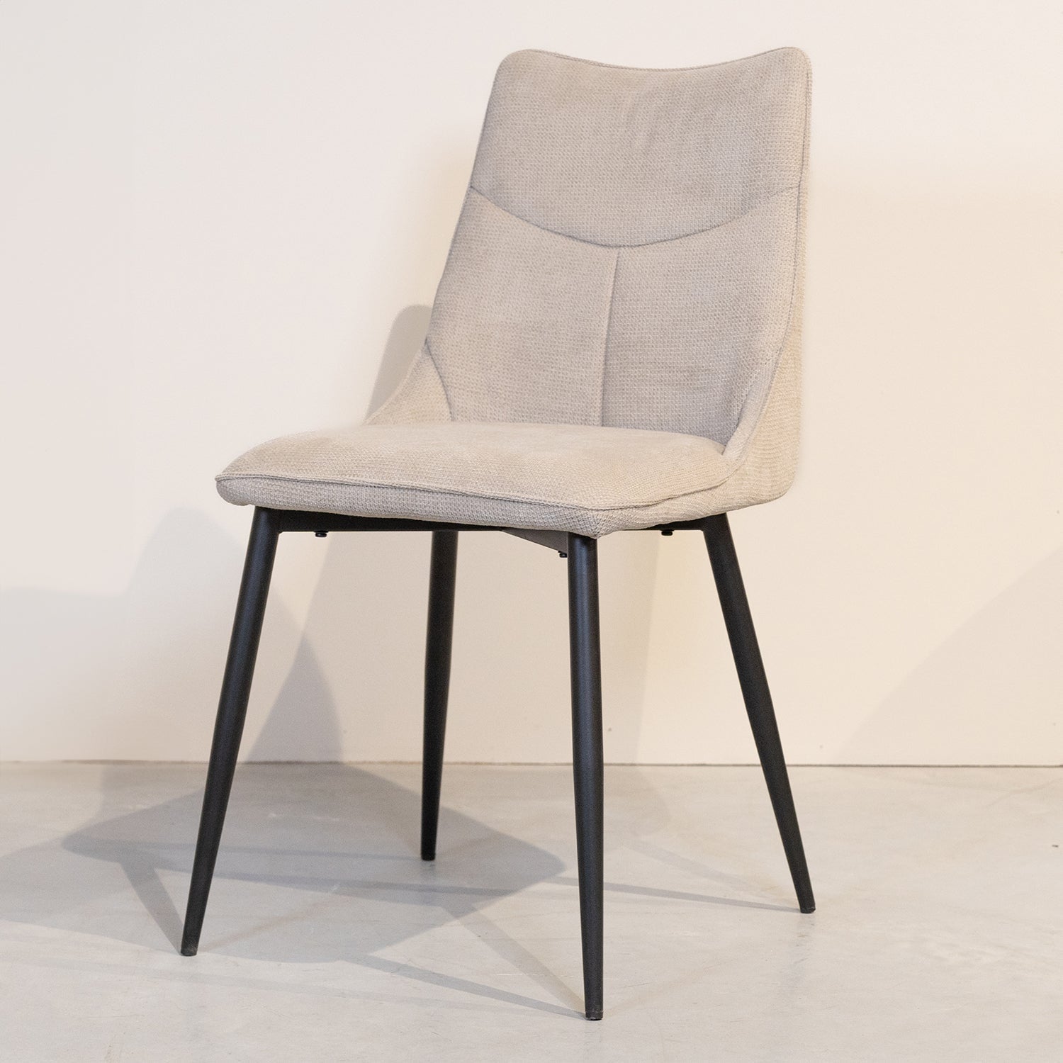 Eetkamerstoel Riv | Naturel Cato | Magazijn leegverkoop