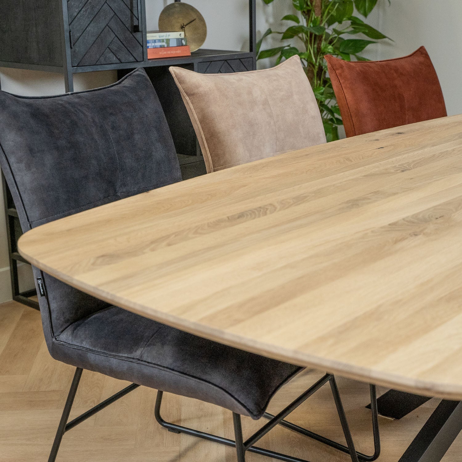 Eetkamerstoel Ivo Adore Rust | Magazijn leegverkoop