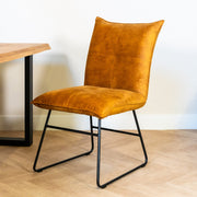 Eetkamerstoel Ivo Adore | Oker | Magazijn leegverkoop