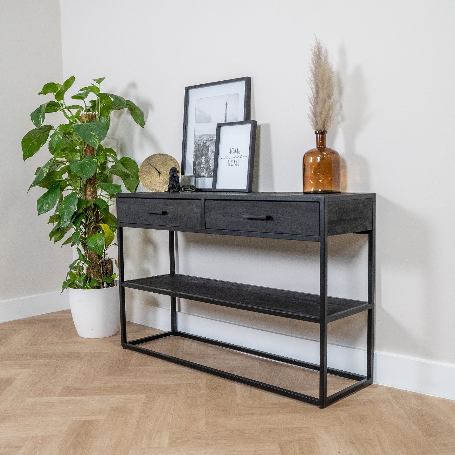 Sidetable Yara