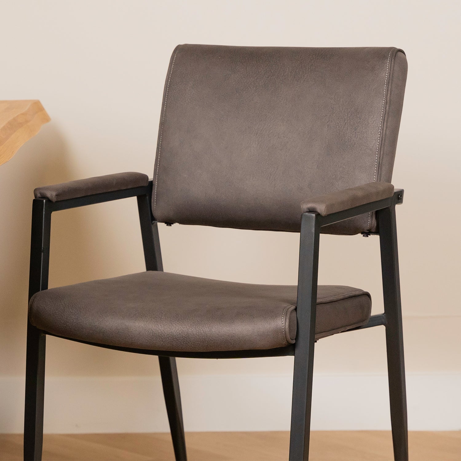 Eetkamerstoel Bodie | Antraciet Microvezel | Magazijn leegverkoop