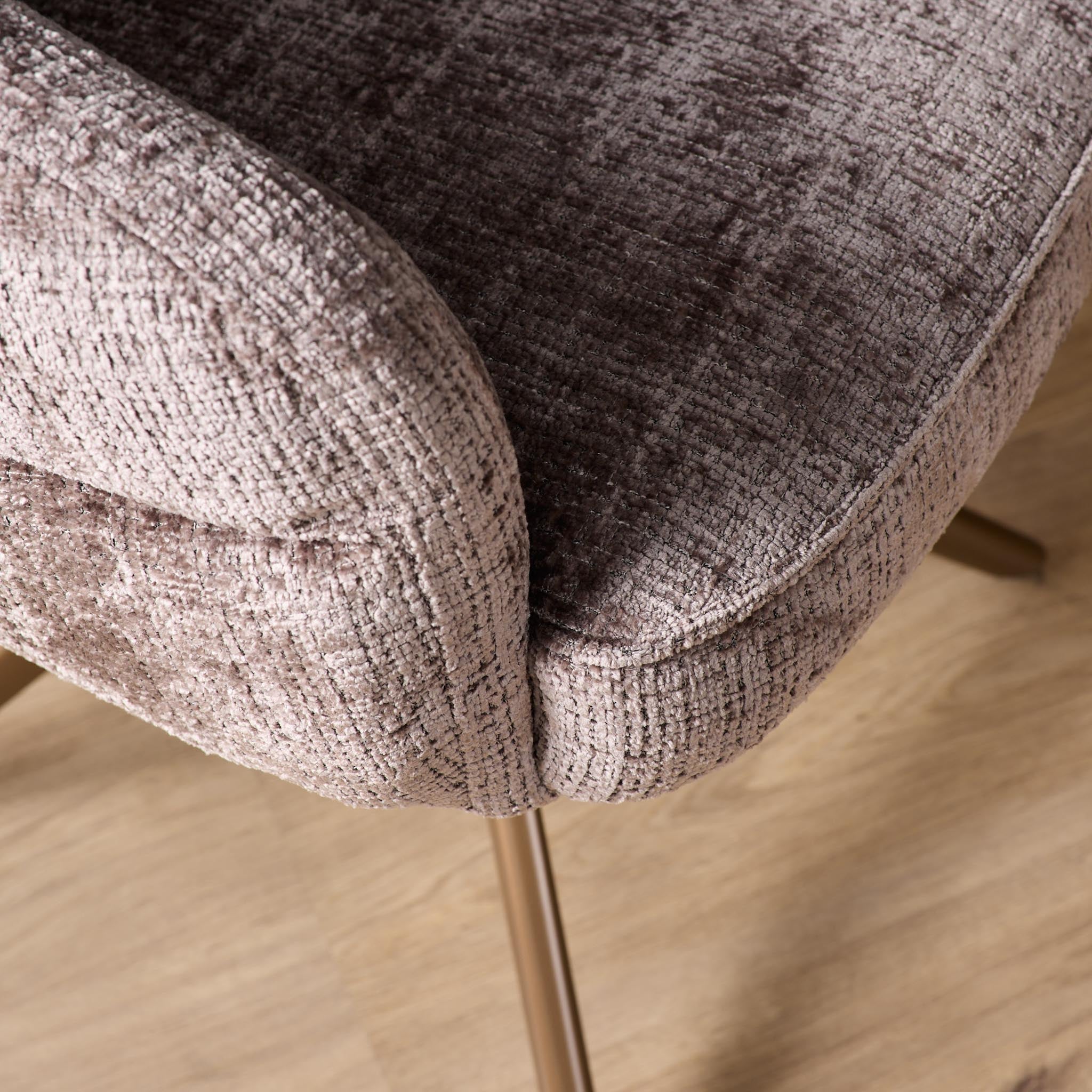 Eetkamerstoel Bella | Clay Cremona | Onderstel Brons