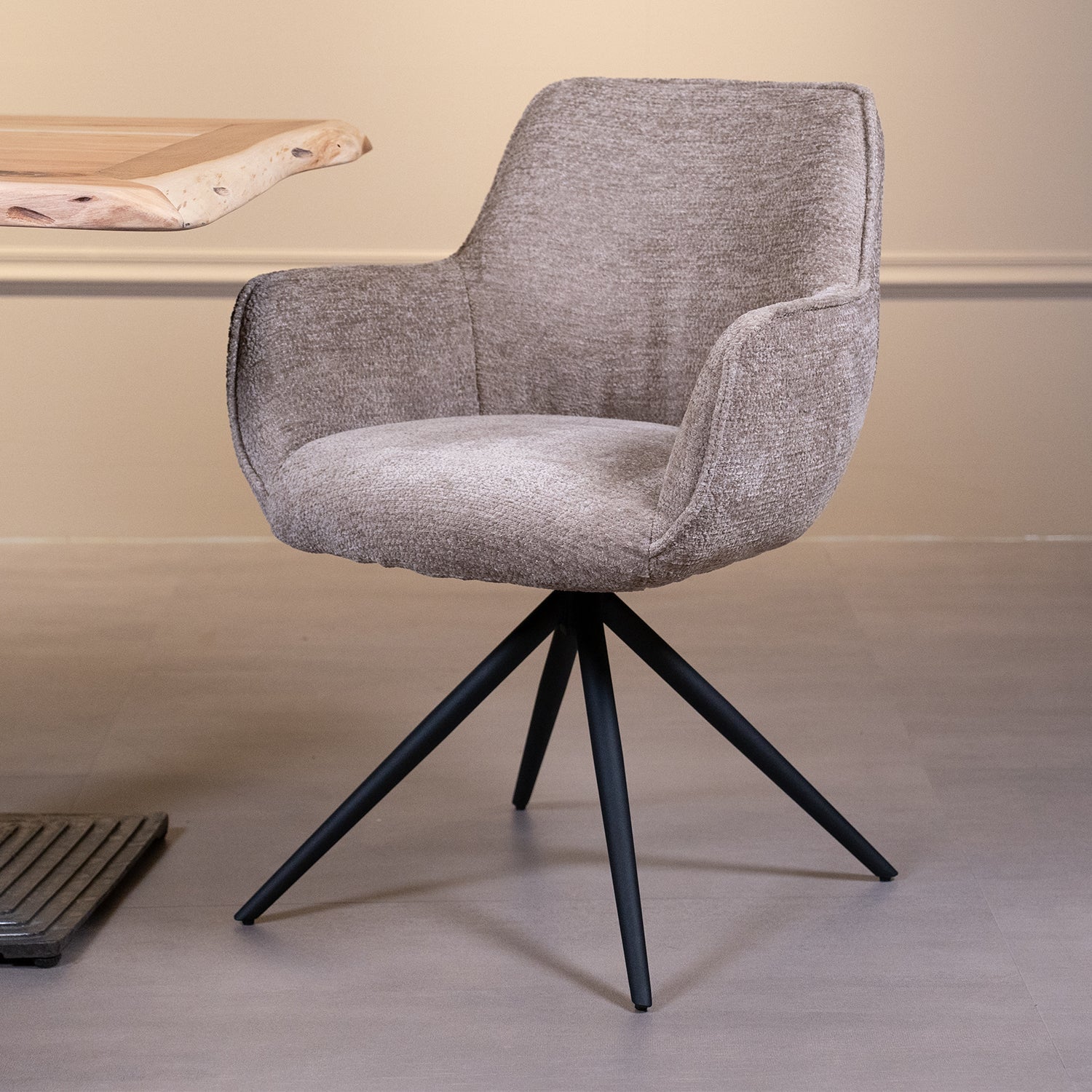Eetkamerstoel Fondo | Taupe | Magazijn leegverkoop